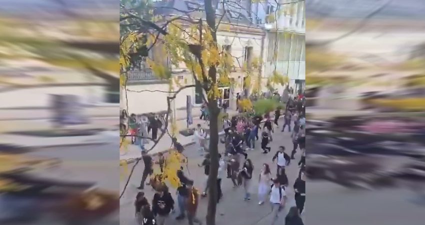 Fransa’da öğretmen eksikliği, kalabalık sınıflar, kötüleşen okul koşulları ve eğitim