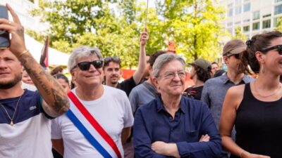 Fransa'da öğrenci protestolarında polis müdahalesi ve gözaltılara yönelik tartışmalar sürüyor.