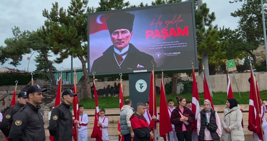 Gazi Mustafa Kemal Atatürk'ün Yozgat'a gelişinin 102'nci yıl dönümü dolayısıyla