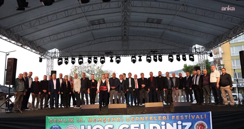 Gemlik’te “11. Hemşehri Dernekleri Festivali” başladı Gemlik Belediyesi ve Bursa Büyükşehir Belediyesi iş birliğiyle düzenlenen 11.