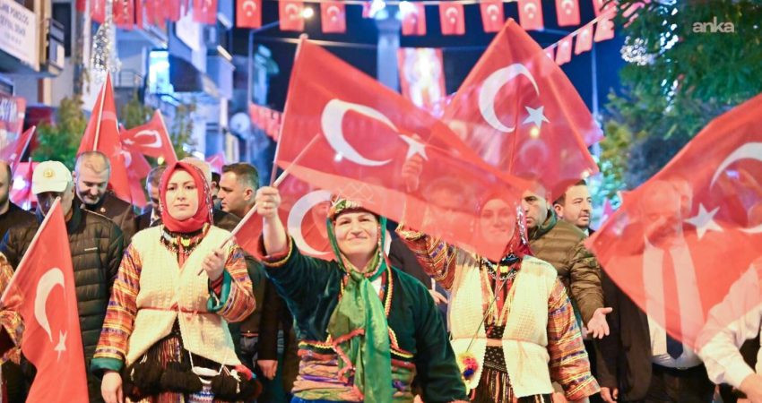 Gemlik’te Anadolu’nun renkleri Cumhuriyet coşkusuyla buluştu 11. Gemlik Hemşehri Dernekleri Festivali, altı gün süren etkinliklerin ardından