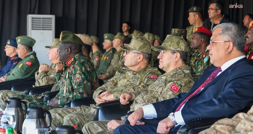Genelkurmay Başkanı Orgeneral Selçuk Bayraktaroğlu, Ankara’nın Temelli bölgesinde düzenlenen Uluslararası