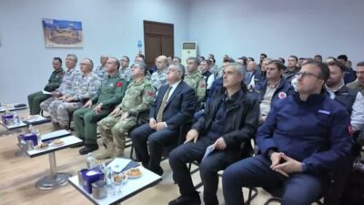 Genelkurmay Başkanı Orgeneral Selçuk Bayraktaroğlu, Hava Kuvvetleri Komutanı Orgeneral Rafet