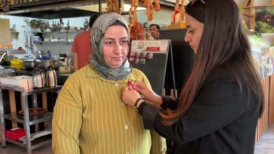Hakkari’nin Yüksekova ilçesinde Meme Kanseri Farkındalık  Ayı dolayısıyla düzenlenen