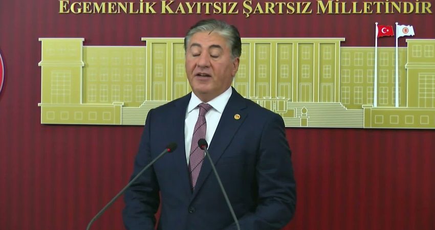 YENİ Parti Grup Başkanvekili Murat Emir, Halk TV’ye kayyım atanmasına tepki