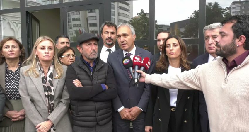 YENİ Parti İstanbul Milletvekili Suat Özçağdaş, kayyım atanan Halk TV'ye