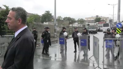 YENİ Parti Grup Başkanvekili Ali Mahir Başarır, Halk TV İstanbul binası