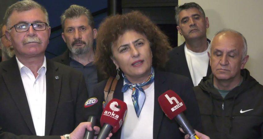 KESK, kayyum atanan Halk TV'nin Ankara Temsilciliği'ne dayanışma ziyaretinde bulundu.
