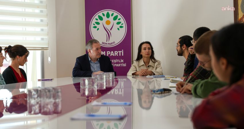 DEM Parti Eş Genel Başkanları Tülay Hatimoğulları ve Tuncer Bakırhan,