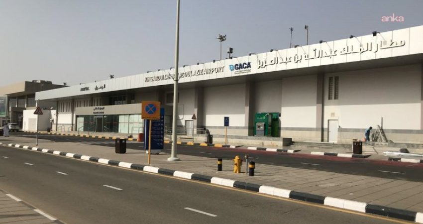 Suudi Arabistan'ın Cizan ve Necran kentlerindeki havalimanları, Yemen'deki Husilerle çatışmaların