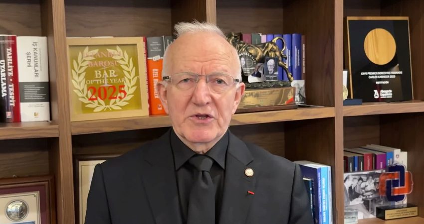 İstanbul Barosu Başkanı İbrahim Kaboğlu, İstanbul Barosu’nun avukat adaylarının eğitiminden