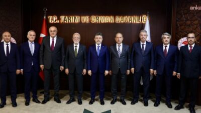 Tarım ve Orman Bakanı İbrahim Yumaklı, şeker sektörünün temsilcileriyle bir