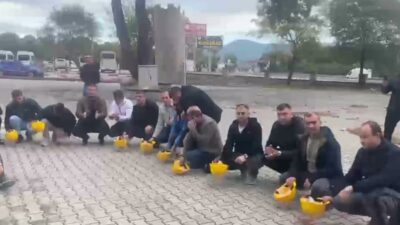 Manisa’nın Soma ilçesinde ödenmeyen alacakları için Ankara’ya yürüyüş başlatan İmbat