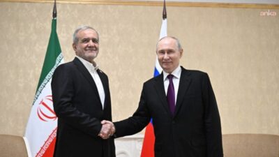 İran Cumhurbaşkanı Mesud Pezeşkiyan ile Rusya Devlet Başkanı Vladimir Putin,