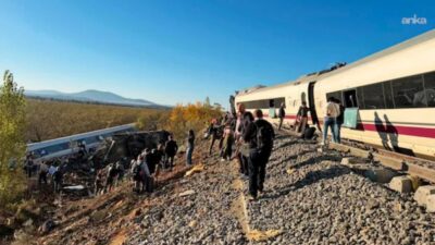İspanya'nın Toledo bölgesinde iki yüksek hızlı trenin çarpışması sonucu en