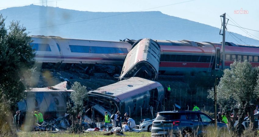 İspanya’daki tren kazasında can kaybı 64’e yükseldi İspanya'nın Toledo bölgesinde iki yüksek hızlı trenin çarpışması sonucu hayatını