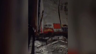 Isparta’nın Keçiborlu ilçesinde mevsimlik tarım işçilerini taşıyan minibüsün TIR’a arkadan