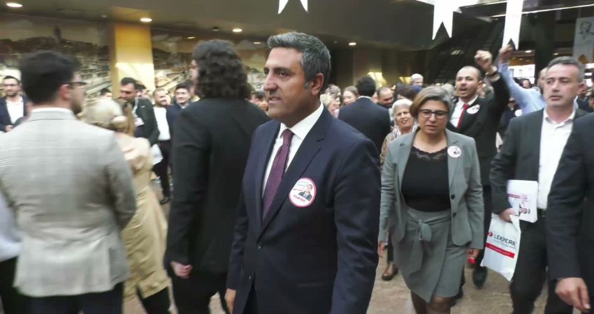 İstanbul Barosu’nun 128. Olağan Genel Kurulu’nda başkanlık için Haliç Kongre