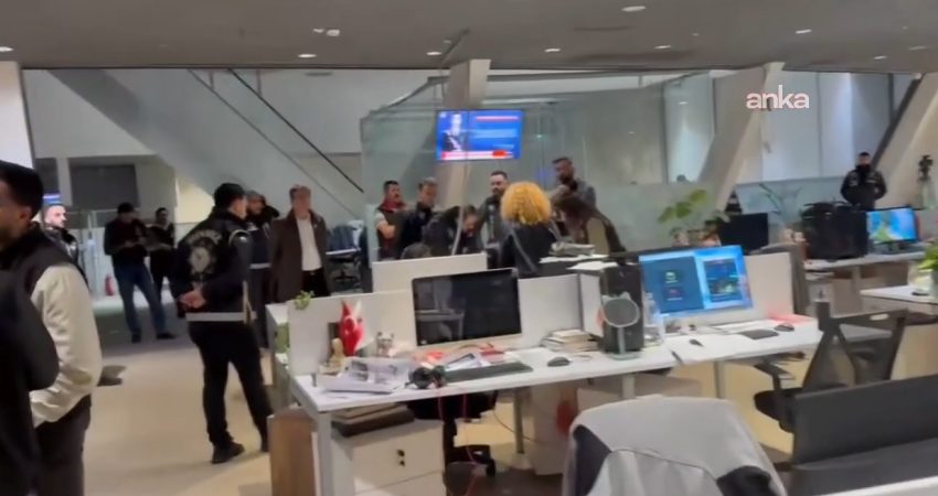 İstanbul Cumhuriyet Başsavcılığı'ndan Halk TV'ye yönelik operasyona ilişkin yapılan açıklamada,