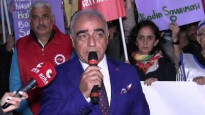 İstanbul Emek, Barış ve Demokrasi Güçleri’nden Kadıköy’de “fon vurgunu” eylemi İstanbul Emek, Barış ve Demokrasi Güçleri, "fon vurgunu"na ilişkin Kadıköy