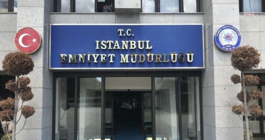 İstanbul Emniyeti’nden ‘nezarethane yemekleri’ açıklaması: Herhangi bir gıda zehirlenmesi vakasına rastlanmamıştır İstanbul Emniyet Müdürlüğü, tutuklu gazeteci Murat Ağırel’in, gözaltındayken kendisine verilen