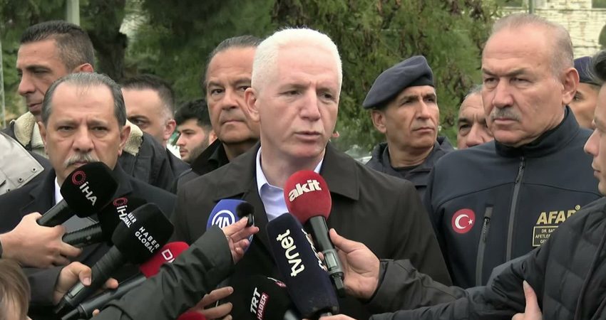 İstanbul Valisi Davut Gül, sel felaketinden en çok etkilenen bölgelerden