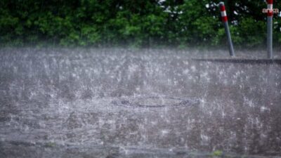 Meteoroloji Genel Müdürlüğü, Marmara bölgesinde devam eden yağışların, İstanbul'un özellikle