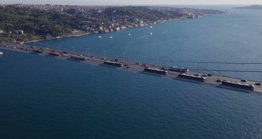 İstanbul Büyükşehir Belediyesi (İBB) ve İETT, toplu ulaşım yatırımlarını sürdürüyor.
