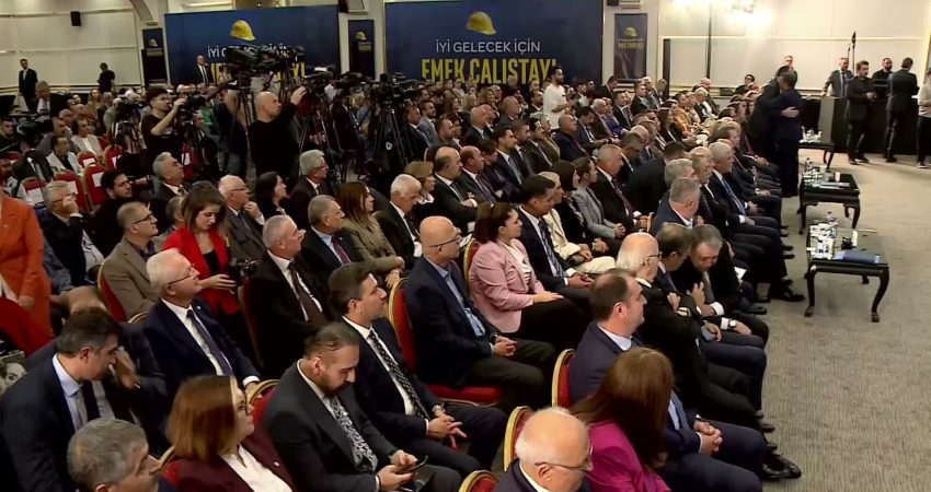 İYİ Parti Genel Başkanı Müsavat Dervişoğlu, “Yanlış ekonomi yönetiminin, milletimize