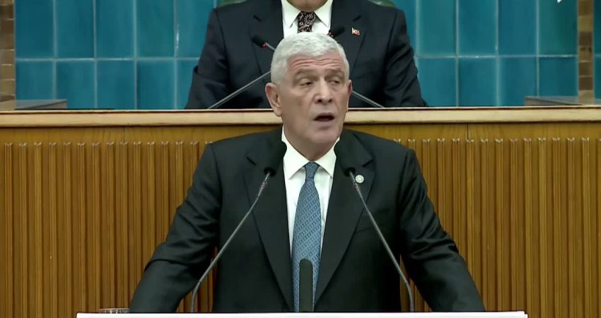 İYİ Parti Genel Başkanı Müsavat Dervişoğlu, Mekke Anlaşması'na ilişkin, "Türkiye,
