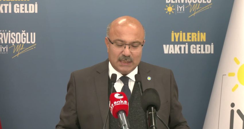 İYİ Partili Ulusoy: “Hükümet, çiftçiye 5 vermesi gerekirken 1 veriyor” İYİ Parti Genel Başkan Yardımcısı Kadir Ulusoy, Tarım Kanunu'nun, çiftçiye, gayri safi