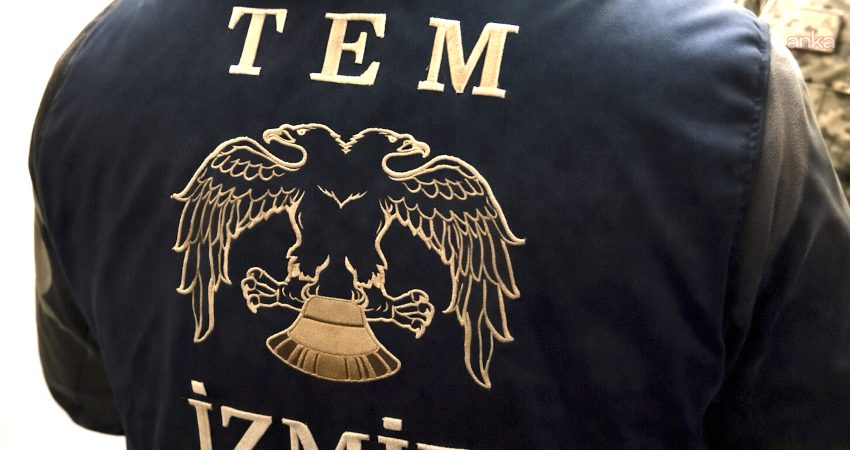 İzmir merkezli 4 ilde FETÖ operasyonu: 21 gözaltı İzmir merkezli 4 ilde, FETÖ/PDY'nin güncel yapılanmasına yönelik düzenlenen eş
