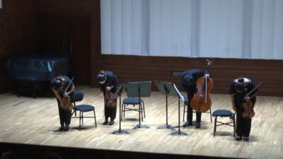İzmir Büyükşehir Belediyesi bünyesindeki İzmir Oda Orkestrası, Cumhuriyet’in 103’üncü yıl