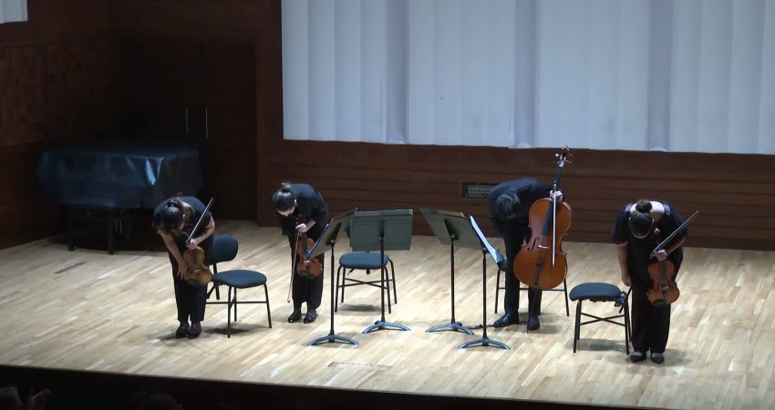 İzmir Büyükşehir Belediyesi bünyesindeki İzmir Oda Orkestrası, Cumhuriyet’in 103’üncü yıl