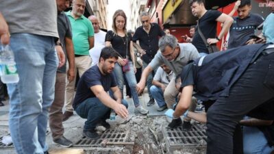 İzmir'de, 12 Temmuz 2024'te sağanak sırasında elektrik akımına kapılarak hayatını