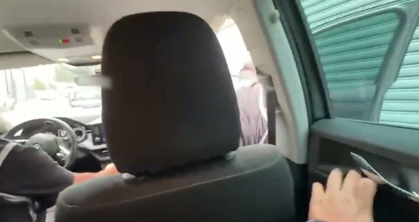 İzmir’de 23 bin şişe kaçak içki ele geçirildi İzmir'in Buca ilçesinde polisin bir depoya düzenlediği operasyonda 23 bin