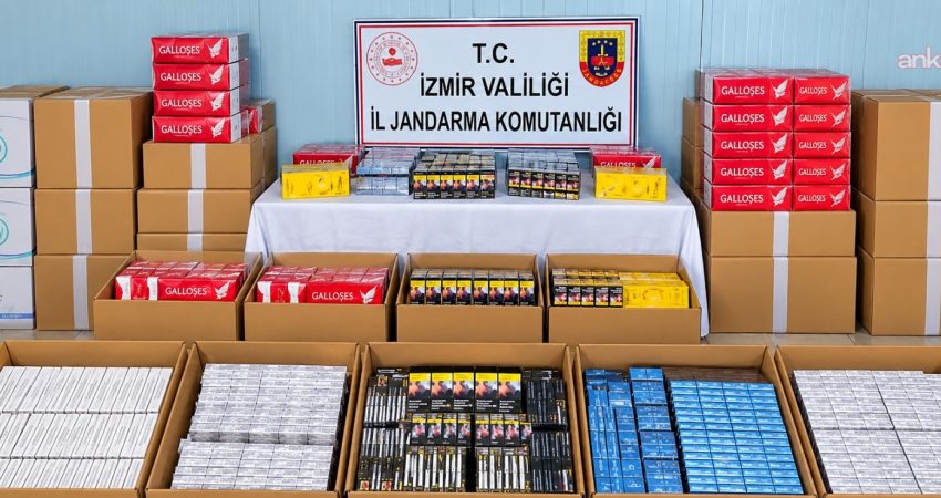 İzmir'in Torbalı ilçesinde jandarma ekiplerince bir iş yerine düzenlenen operasyonda,