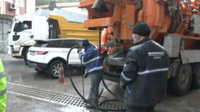 İzmir Büyükşehir Belediyesi İZSU Genel Müdürlüğü, kent genelinde etkili olan