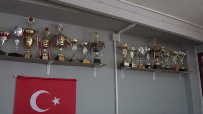 Görme engelli milli judocu Gökhan Biçer, 15 yıldır İzmir Büyükşehir
