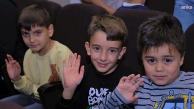 Keçiören Belediyesi Kent Tiyatrosu tarafından sahnelenen "Kavuklu ile Pişekâr Ormanda"