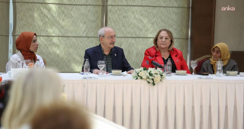 CHP Genel Başkanı Kemal Kılıçdaroğlu, gündelik ev işlerinde çalışan kadınlarla