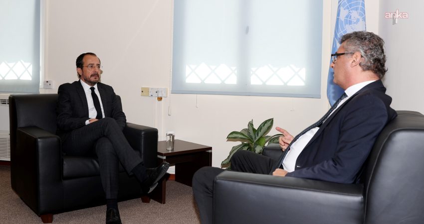 KKTC Cumhurbaşkanı Tufan Erhürman ile Kıbrıslı Rum Lider Nikos Hristodulidis,