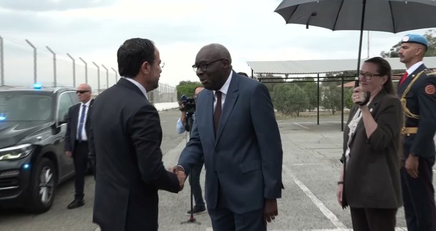 KKTC Cumhurbaşkanı Tufan Erhürman ile Kıbrıslı Rum Lider Nikos Hristodulidis,