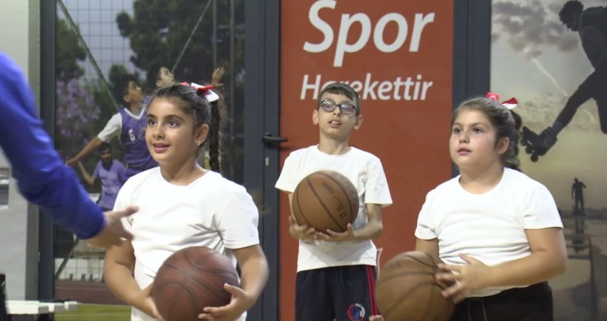 Konak Belediyesi Kış Spor Okulları, 6 farklı branşta ve 9