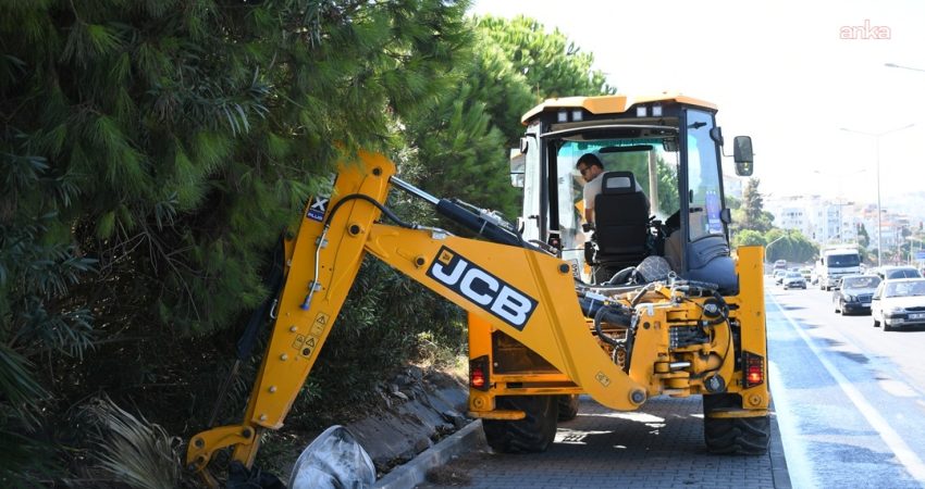 Kuşadası Belediyesi ekipleri, ilçe genelinde altyapının işleyişini desteklemek ve yağışlı