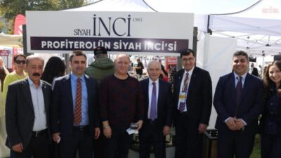 Kütahya Valiliği himayesinde ve Kütahya Belediyesi ev sahipliğinde düzenlenen “Kütahya