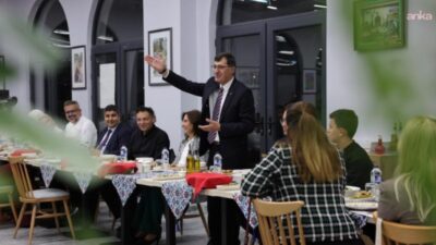 Kütahya Design Week 2026 kapsamında düzenlenen "Kütahya Gecesi" programında, kentin