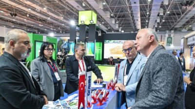 Türkiye’nin Azerbaycan ve Orta Asya’daki Türk cumhuriyetleriyle kara ve demir