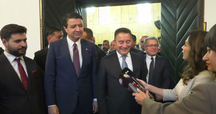 Saadet Partisi Genel Başkanı Mahmut Arıkan, Cumhurbaşkanı Yardımcısı Cevdet Yılmaz'ın
