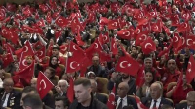 Malatya’da Cumhuriyet'in 103. kuruluş yıl dönümü, yağış ihtimali nedeniyle Kongre